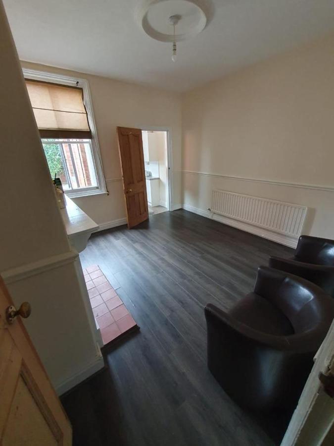 2 Bedroom House - Hopefield Road Leicester Luaran gambar